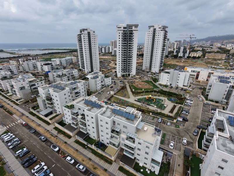 החותרים